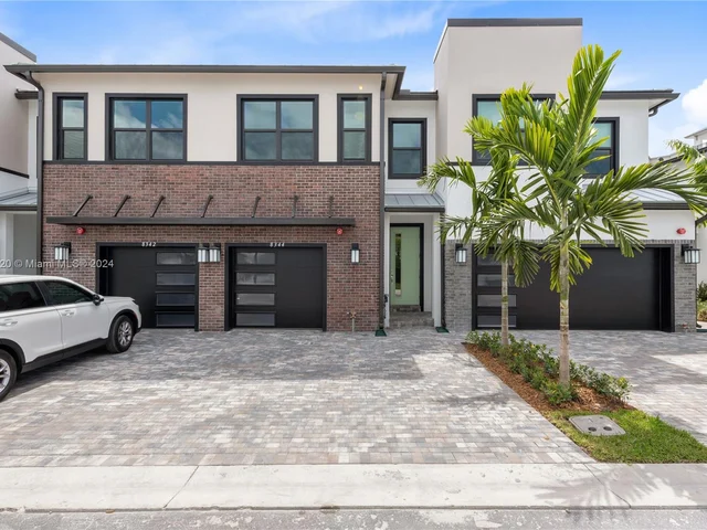 8344 NW 7th Ct # 8344, Plantation FL 33324