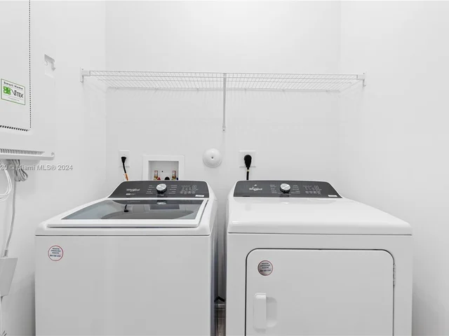 8344 NW 7th Ct # 8344, Plantation FL 33324