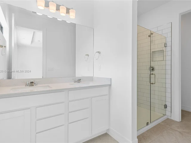 8344 NW 7th Ct # 8344, Plantation FL 33324