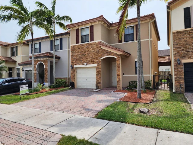 11332 SW 239th St, Homestead FL 33032