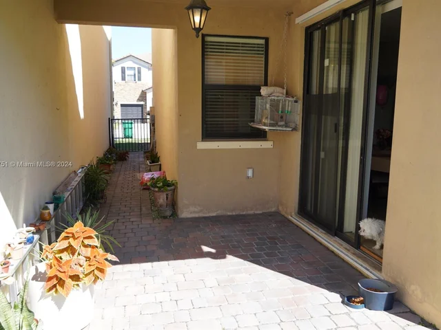 11332 SW 239th St, Homestead FL 33032