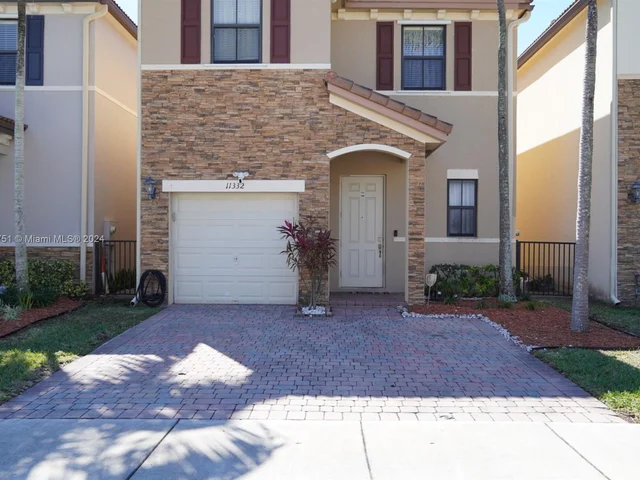 11332 SW 239th St, Homestead FL 33032