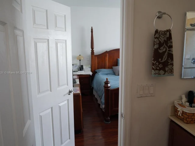 11332 SW 239th St, Homestead FL 33032