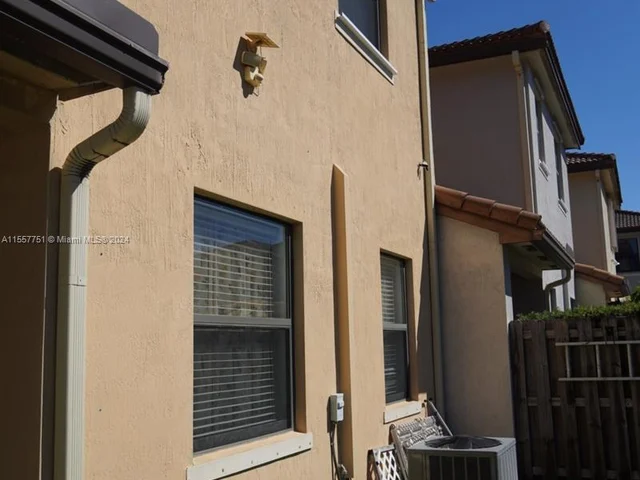 11332 SW 239th St, Homestead FL 33032