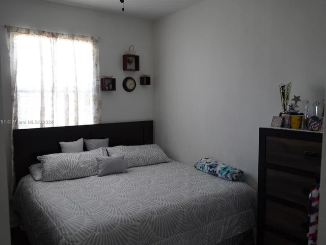 11332 SW 239th St, Homestead FL 33032