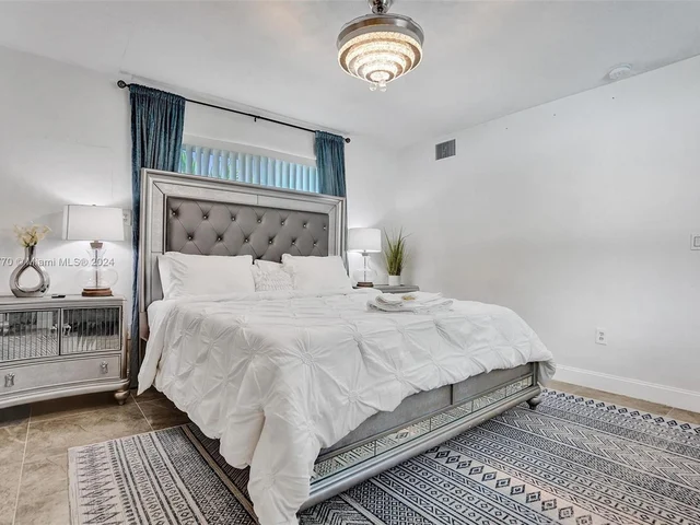 7901 Venetian St, Miramar FL 33023