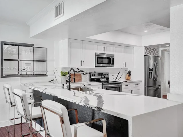 7901 Venetian St, Miramar FL 33023