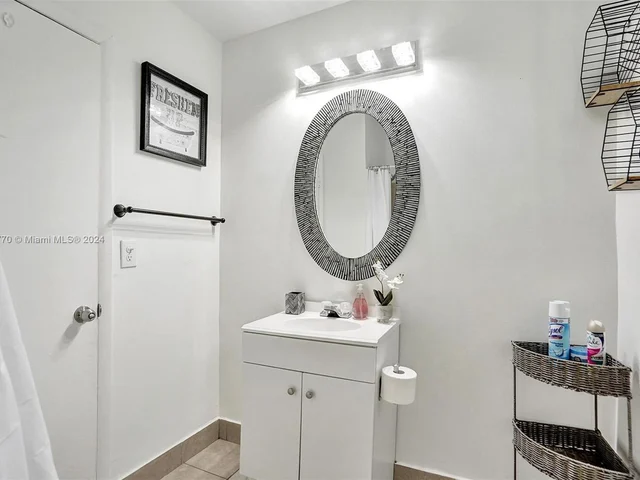 7901 Venetian St, Miramar FL 33023