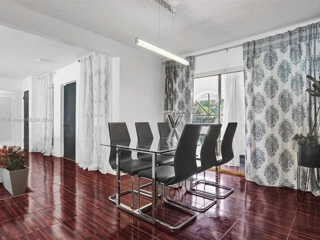 7901 Venetian St, Miramar FL 33023