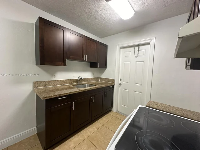 2900 NE 17th Ave # 207, Pompano Beach FL 33064