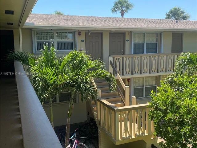 2900 NE 17th Ave # 207, Pompano Beach FL 33064