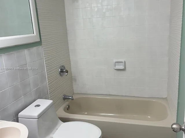 11905 NE 2nd Ave # C201, North Miami FL 33161