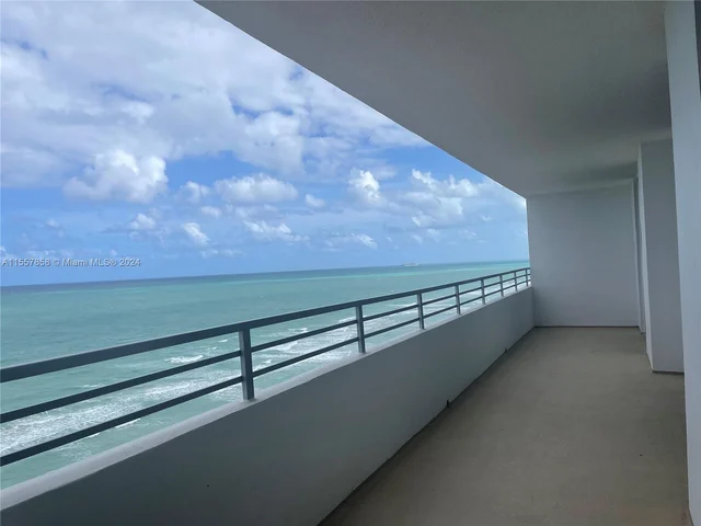5555 Collins Ave # 16K, Miami Beach FL 33140