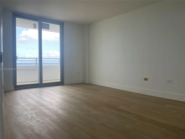 5555 Collins Ave # 16K, Miami Beach FL 33140