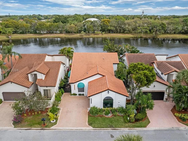 23137 Via Stel, Boca Raton FL 33433