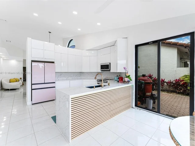 23137 Via Stel, Boca Raton FL 33433