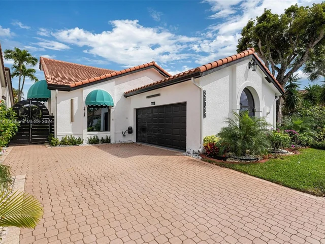23137 Via Stel, Boca Raton FL 33433