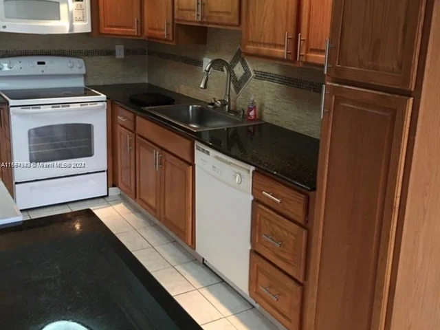 1300 SW 122nd Ave # 2, Miami FL 33184