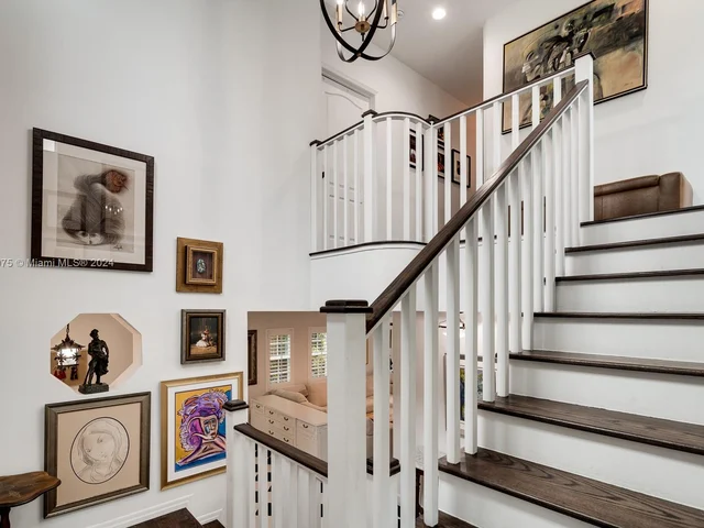 2952 Peachy St # 8, Miami FL 33133