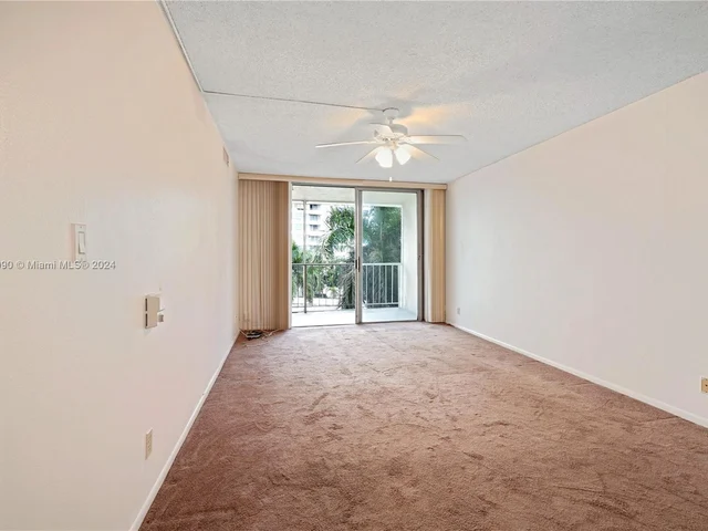 501 Three Islands Blvd # 511, Hallandale Beach FL 33009