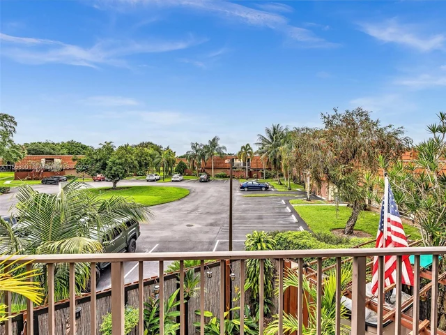 11887 SW 12th Pl # 11887, Davie FL 33325