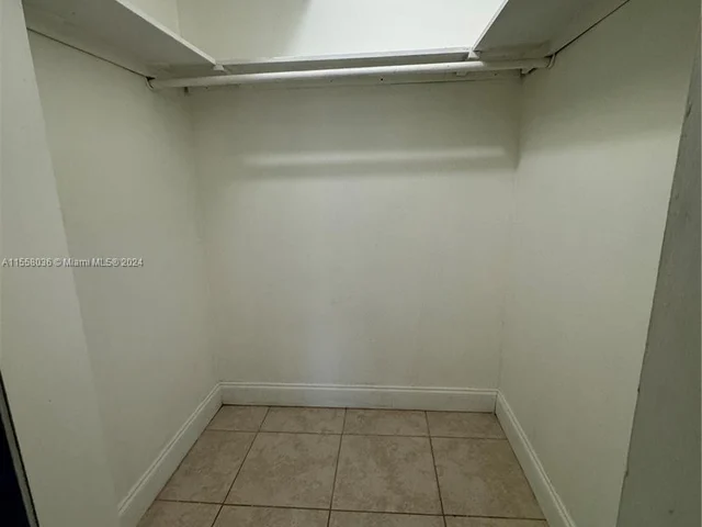 16465 NE 22nd Ave # 205, North Miami Beach FL 33160