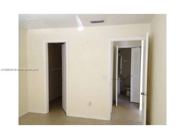 16465 NE 22nd Ave # 205, North Miami Beach FL 33160