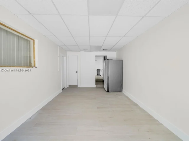 2385 N Bay Rd, Miami Beach FL 33140