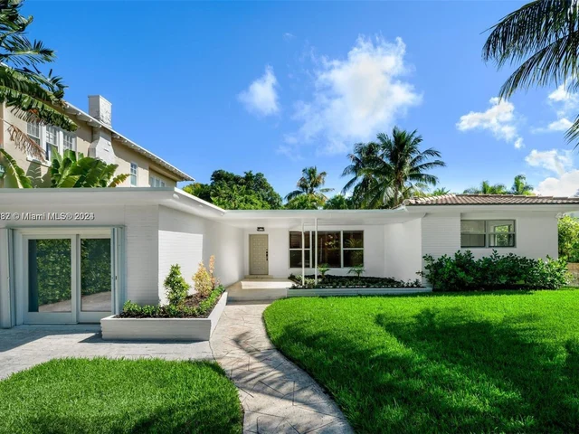 2385 N Bay Rd, Miami Beach FL 33140