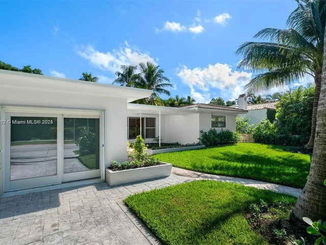 2385 N Bay Rd, Miami Beach FL 33140