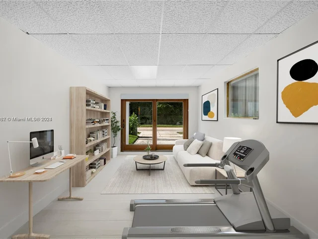 2385 N Bay Rd, Miami Beach FL 33140