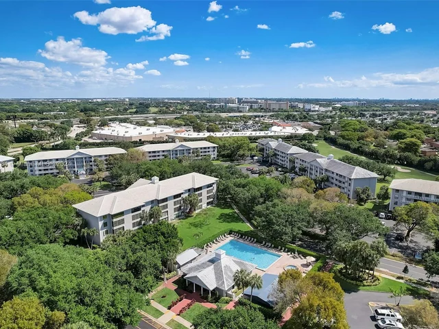 1506 Whitehall Dr # 306, Davie FL 33324