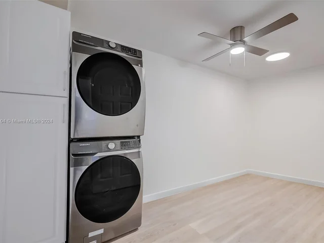 1506 Whitehall Dr # 306, Davie FL 33324