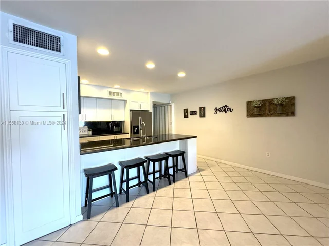 6417 Windmill Gate Rd # 6417, Miami Lakes FL 33014