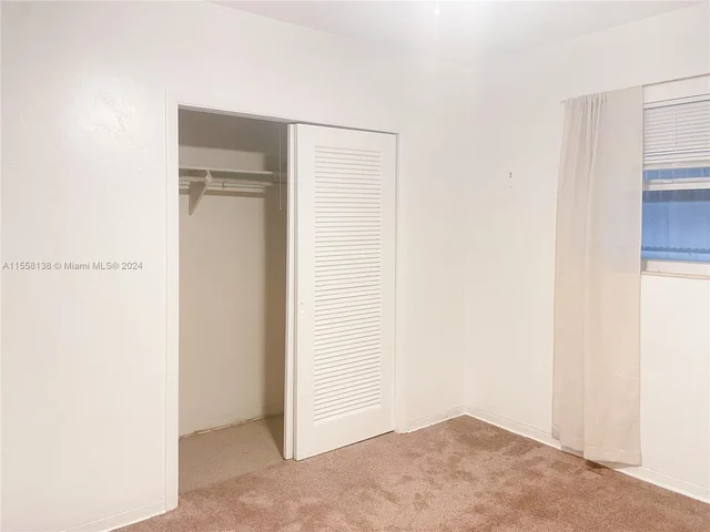 621 E Melrose Cir, Fort Lauderdale FL 33312