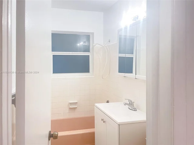 621 E Melrose Cir, Fort Lauderdale FL 33312