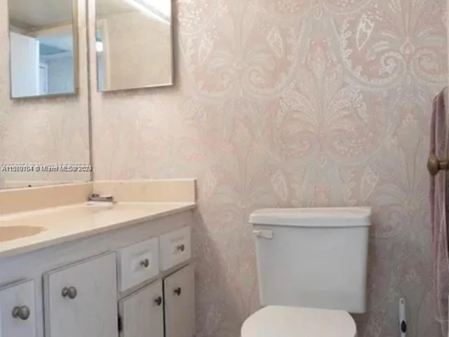 3800 S Ocean Dr # 1709, Hollywood FL 33019