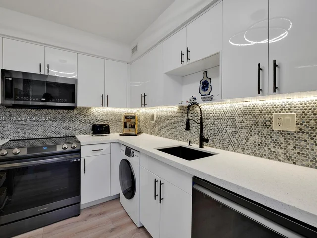 2501 S Ocean Dr # 922, Hollywood FL 33019