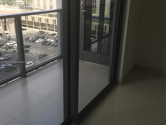 31 SE 6TH ST # 1106, Miami FL 33131