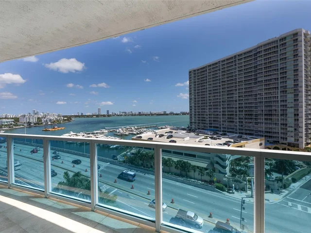 1881 79th St Cswy # 906, North Bay Village FL 33141