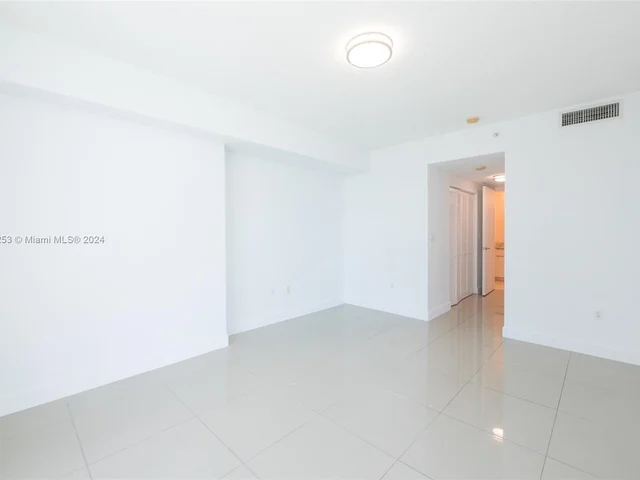 1881 79th St Cswy # 906, North Bay Village FL 33141