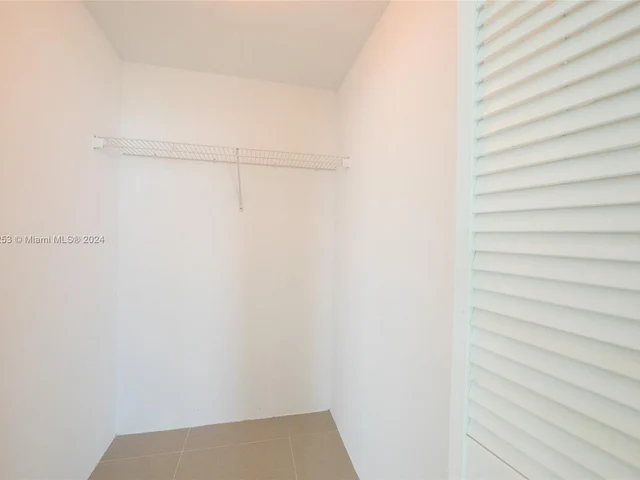 1881 79th St Cswy # 906, North Bay Village FL 33141