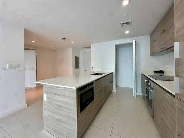 1300 S Miami Ave # 1204, Miami FL 33130