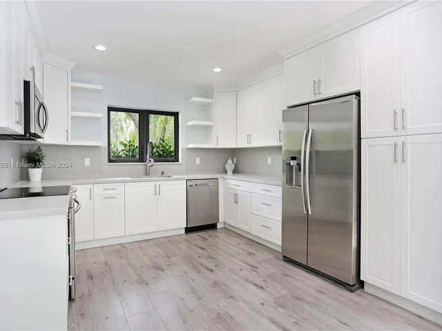 5301 Maggiore St, Coral Gables FL 33146