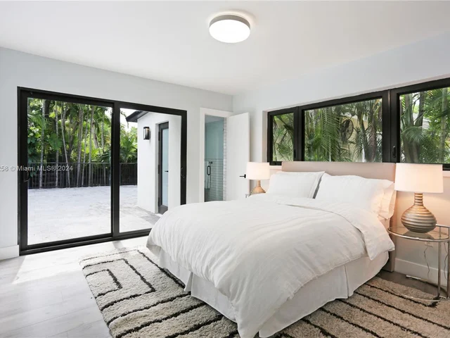 5301 Maggiore St, Coral Gables FL 33146