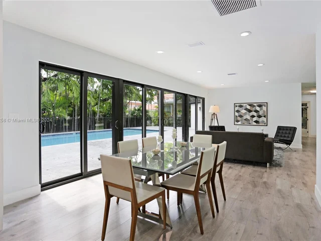 5301 Maggiore St, Coral Gables FL 33146