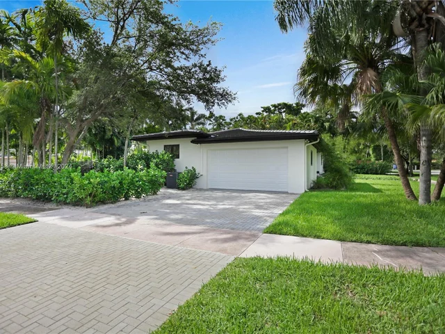 5301 Maggiore St, Coral Gables FL 33146