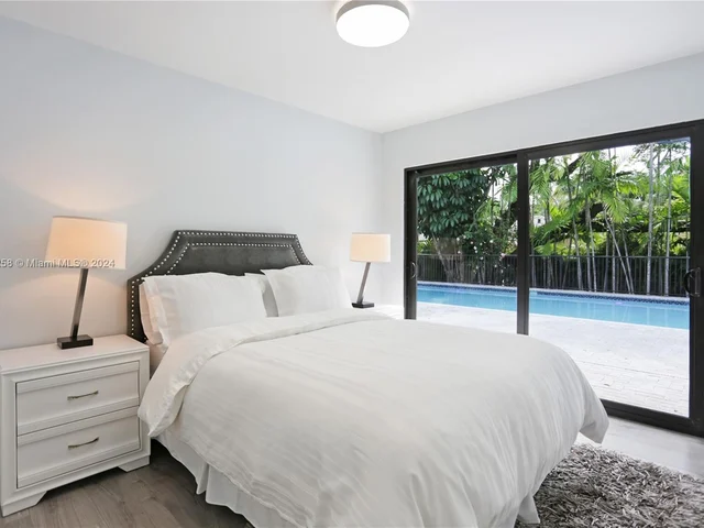 5301 Maggiore St, Coral Gables FL 33146