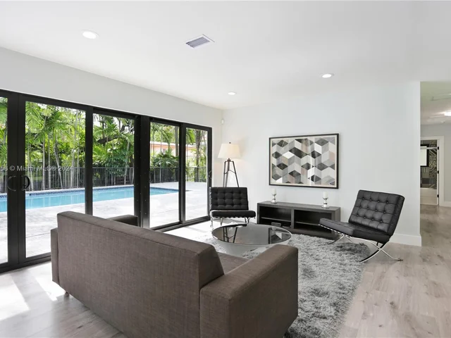 5301 Maggiore St, Coral Gables FL 33146