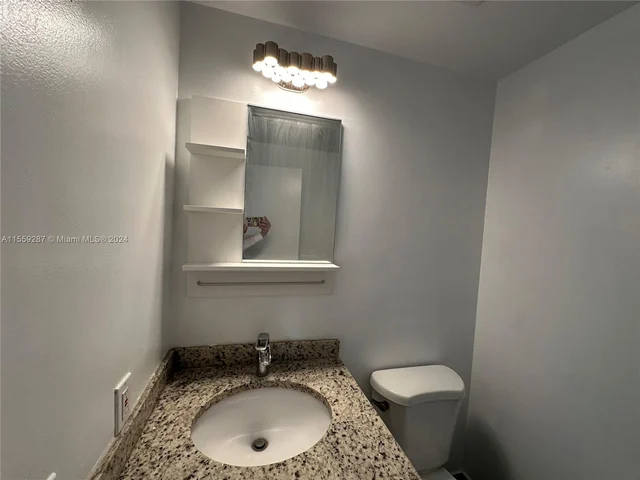 5225 NW 112th Ave # 5, Doral FL 33178